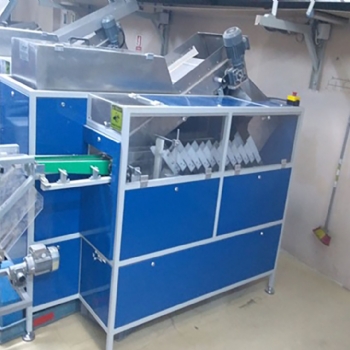 Ice Cream Sticks Feeding Machine